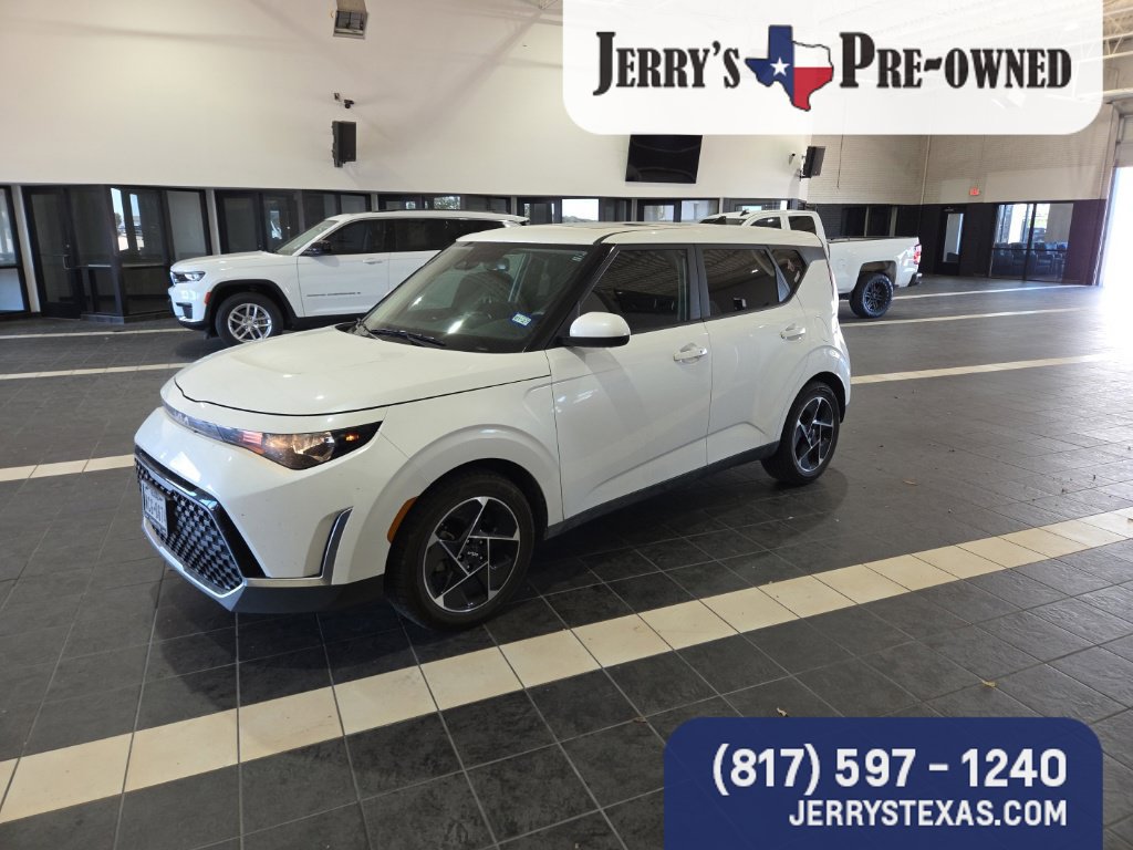 Used 2025 Kia Soul EX FWD image 1