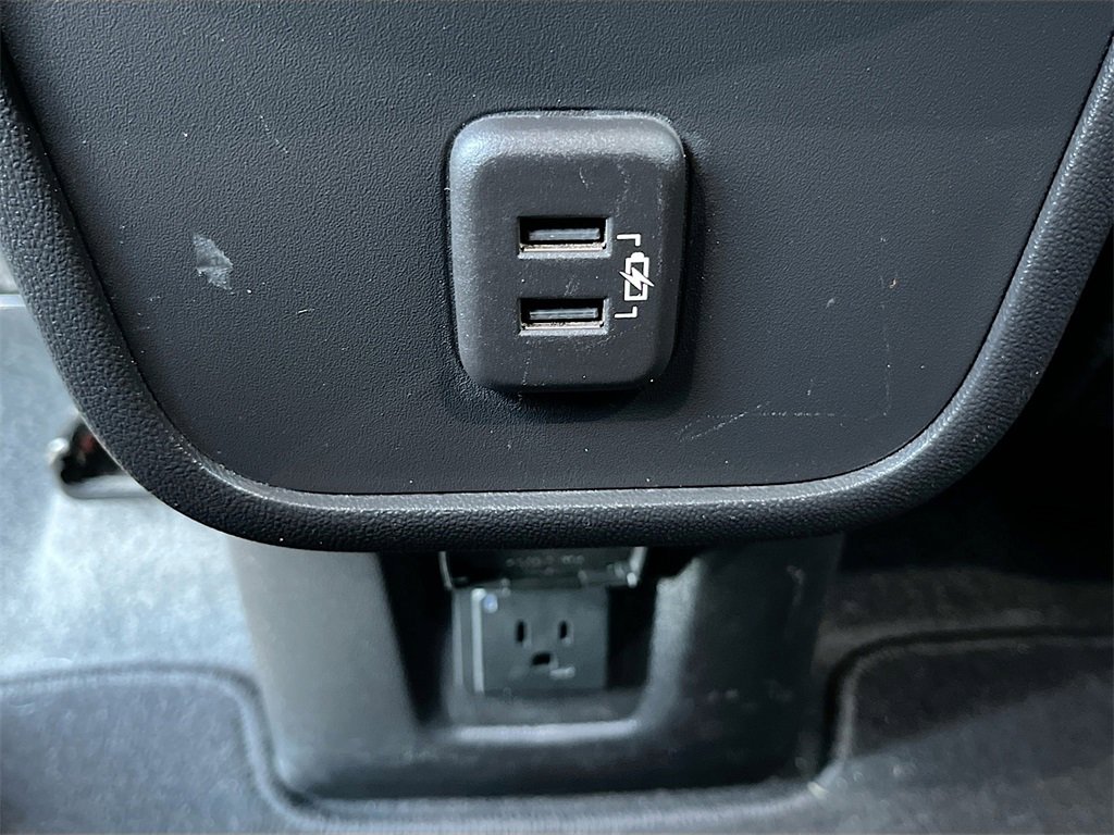 Used 2024 Chevrolet Equinox RS image 25