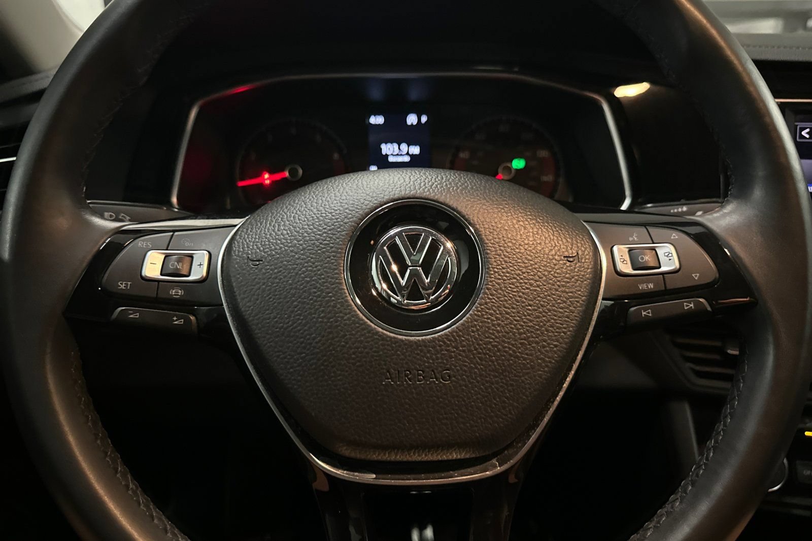 Used 2019 Volkswagen Jetta SE w/ Cold Weather Package FWD image 26