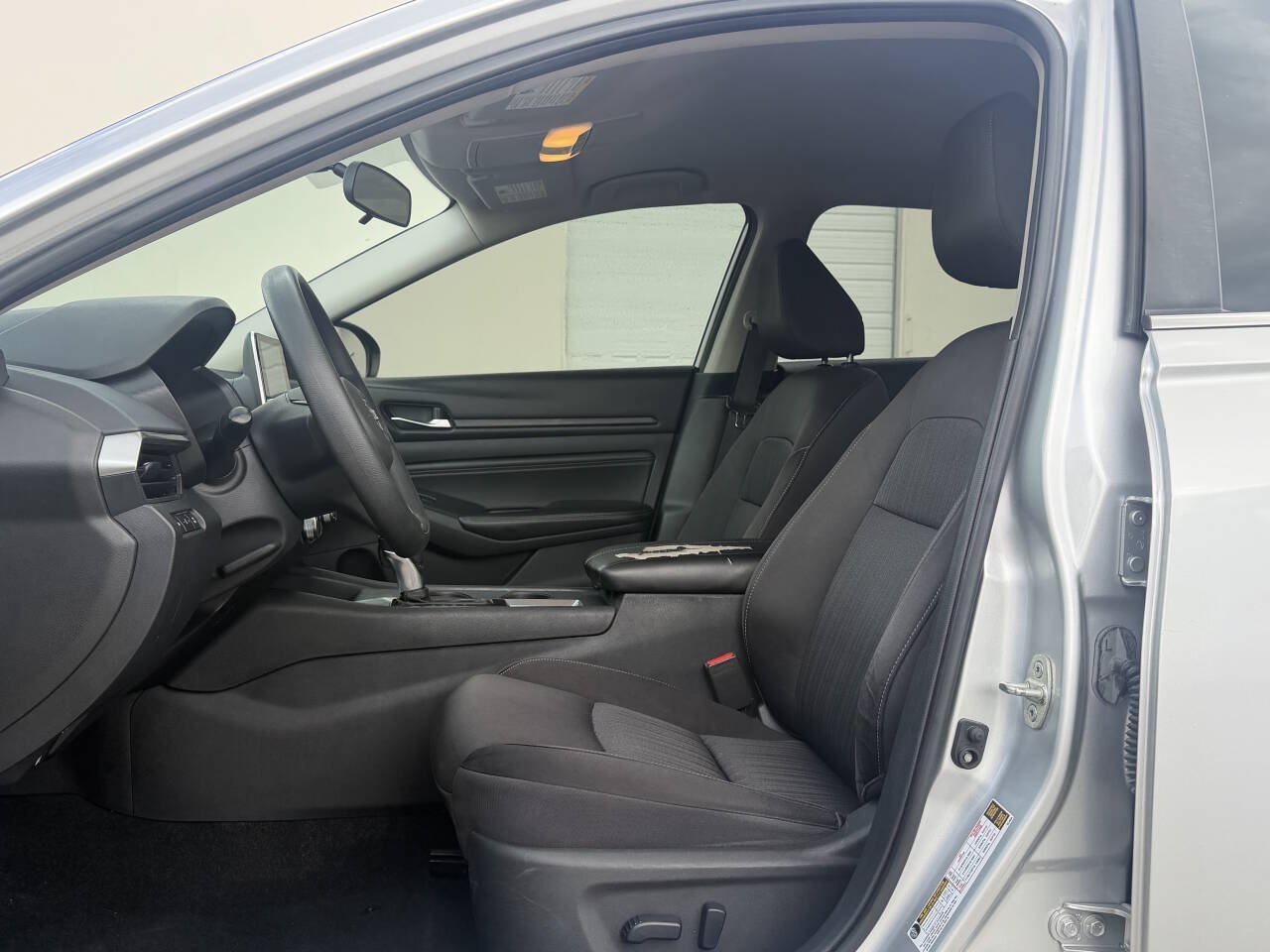Used 2019 Nissan Altima 2.5 S FWD image 9