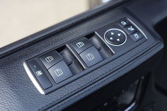 Used 2015 Mercedes-Benz G 63 AMG 4MATIC image 33