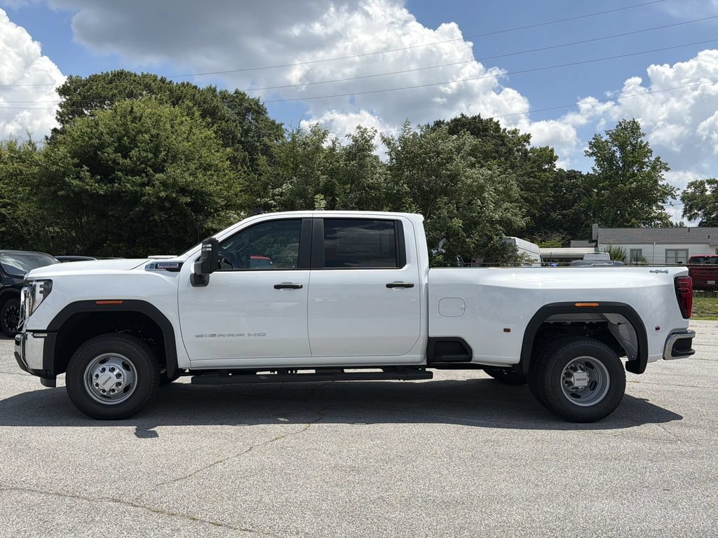 New 2026 GMC Sierra 3500 Pro AWD/4WD image 17