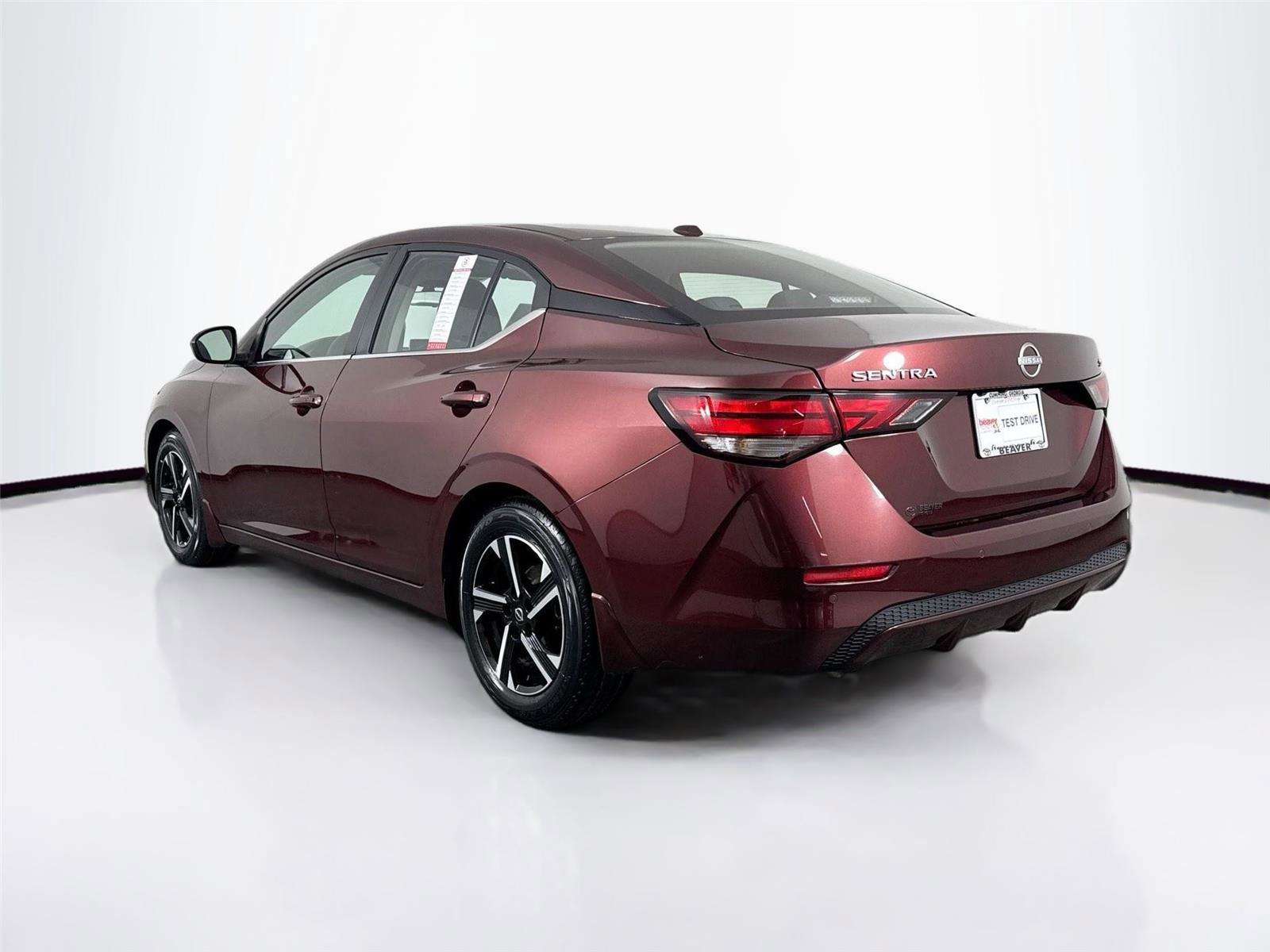 Used 2024 Nissan Sentra SV FWD image 11