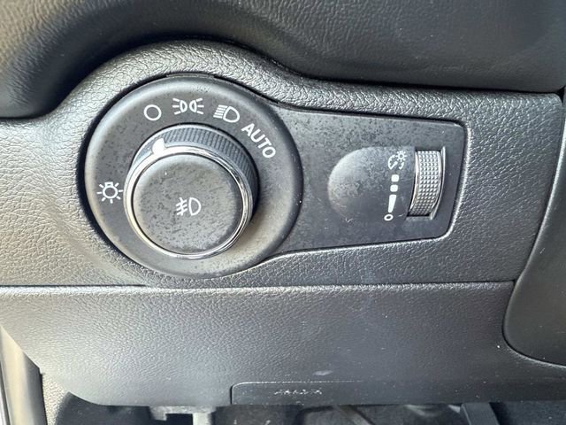 Used 2021 Dodge Durango SXT w/ 3rd Row Seating Group image 30