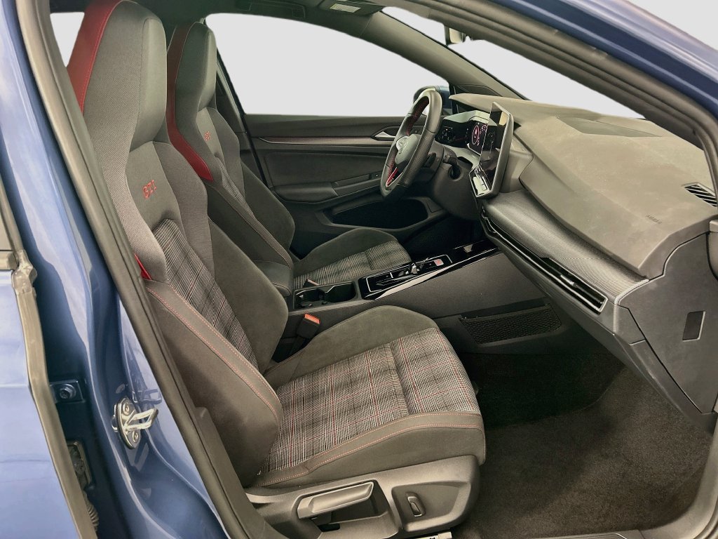 Used 2025 Volkswagen GTI S FWD image 19