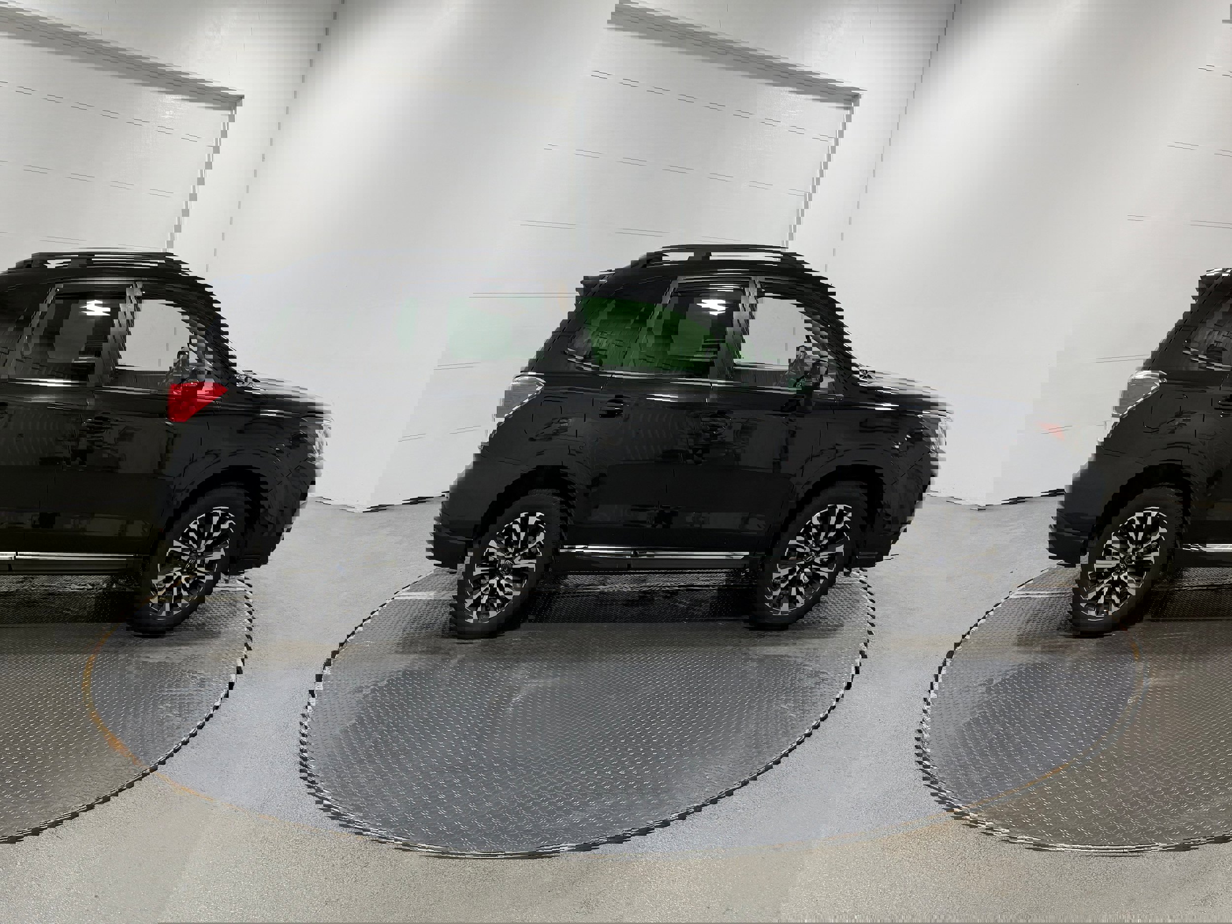 Used 2018 Subaru Forester 2.0XT Touring image 30