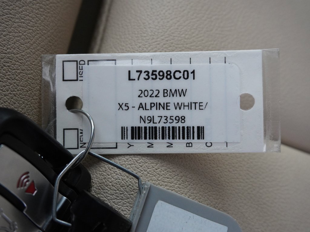 Used 2022 BMW X5 xDrive40i w/ Parking Assistance Package image 59