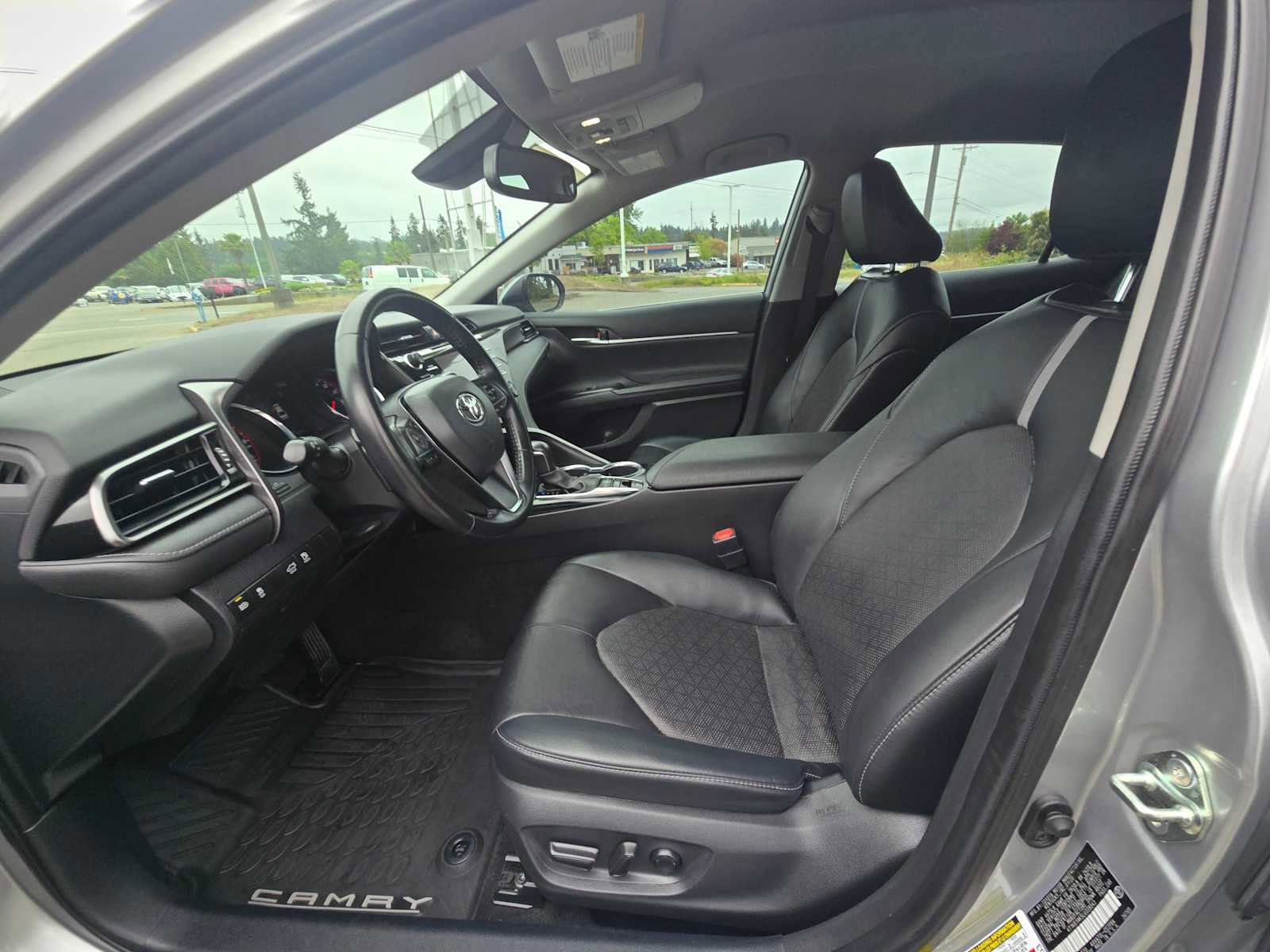 Certified 2020 Toyota Camry XSE FWD image 27