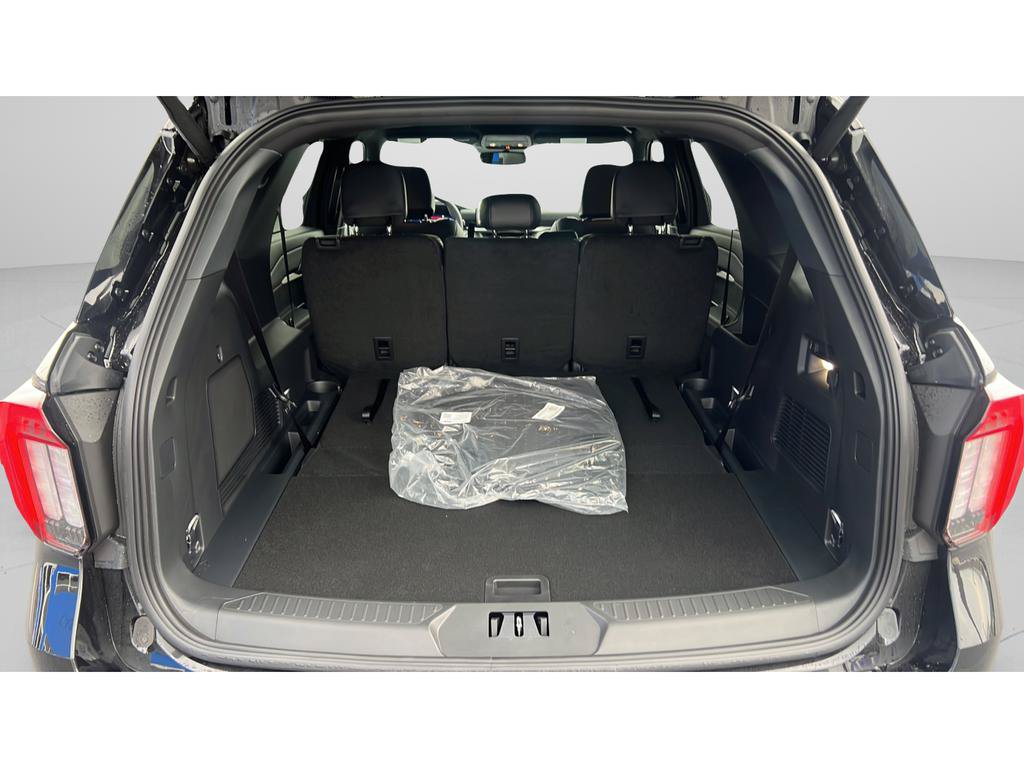 New 2026 Ford Explorer ST-Line w/ ST-Line Street Pack AWD/4WD image 24