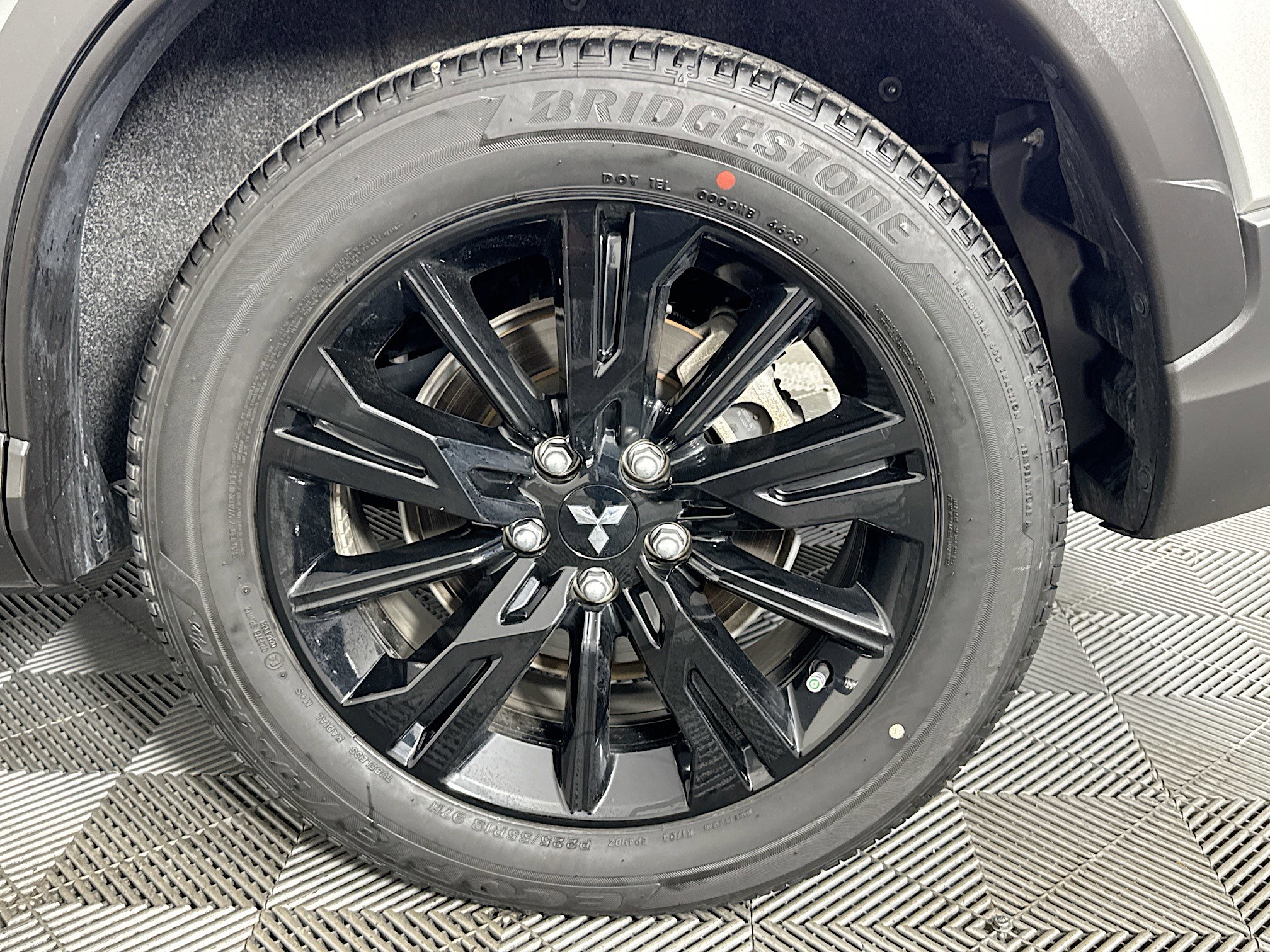 Used 2024 Mitsubishi Eclipse Cross Black Edition image 36