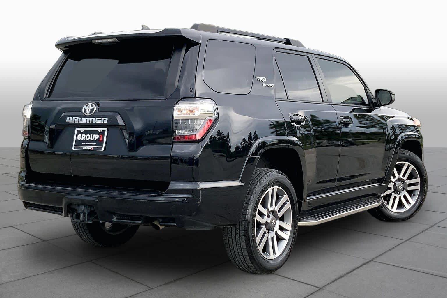 Used 2022 Toyota 4Runner TRD Sport AWD/4WD image 13