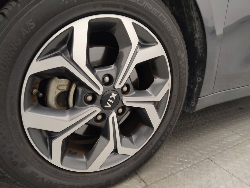 Used 2021 Kia Forte LXS FWD image 31