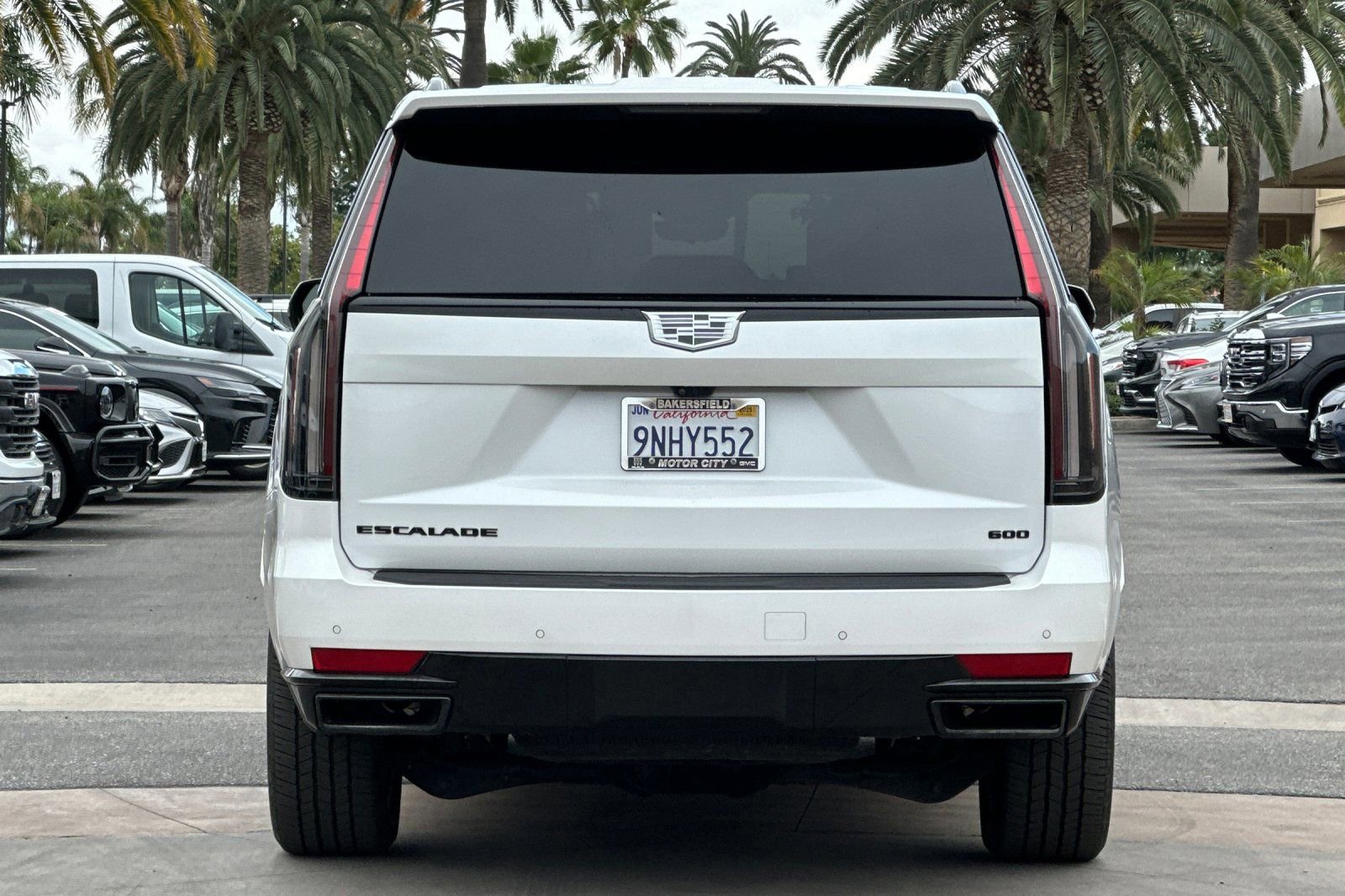 Used 2024 Cadillac Escalade Sport w/ LPO, ONYX Package AWD/4WD image 5