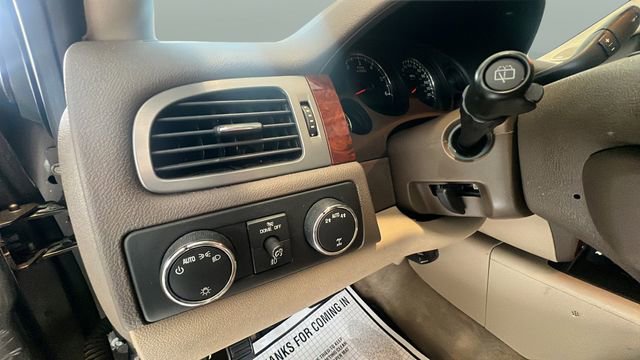 Used 2011 Chevrolet Tahoe LT image 12