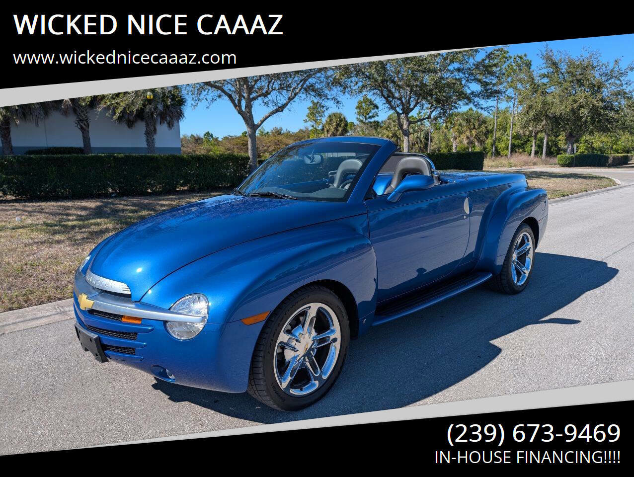 Used 2006 Chevrolet SSR w/ Preferred Equipment Group image 1