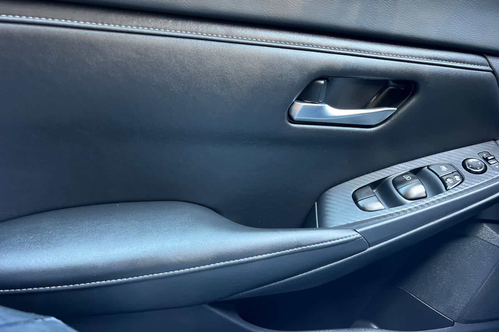 Used 2023 Nissan Sentra SV FWD image 13
