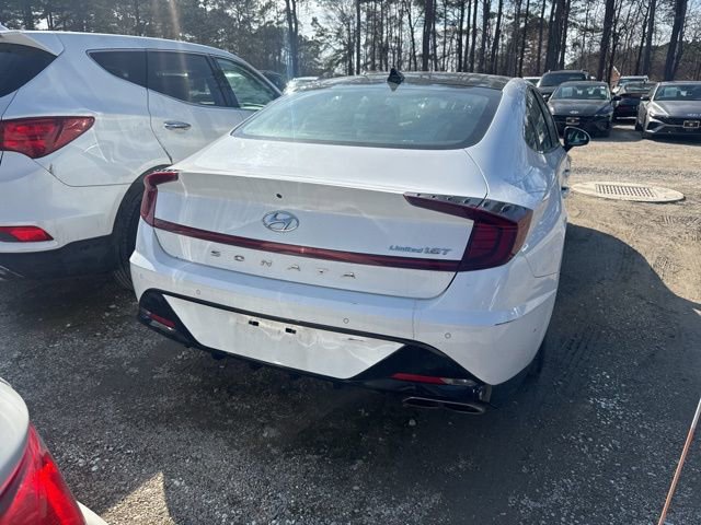 Used 2023 Hyundai Sonata Limited w/ Preferred Accessory Package image 8