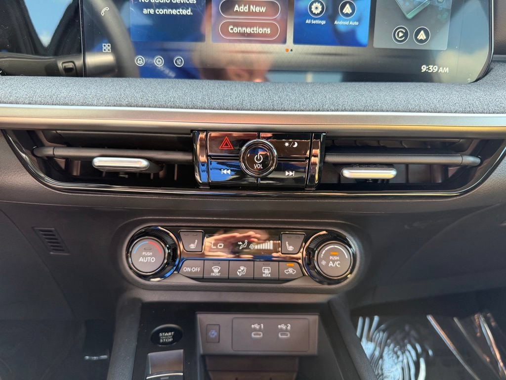 New 2026 Nissan Kicks SV w/ Cold Weather Package FWD image 28