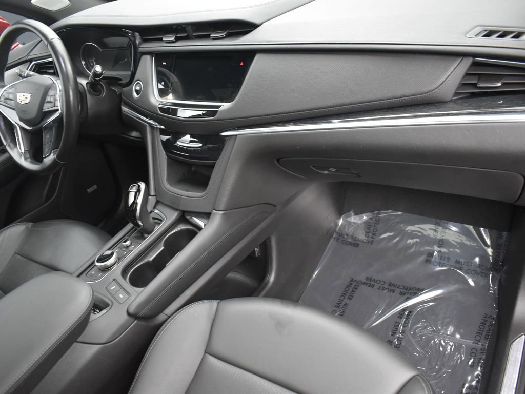 Used 2021 Cadillac XT5 Premium Luxury image 32