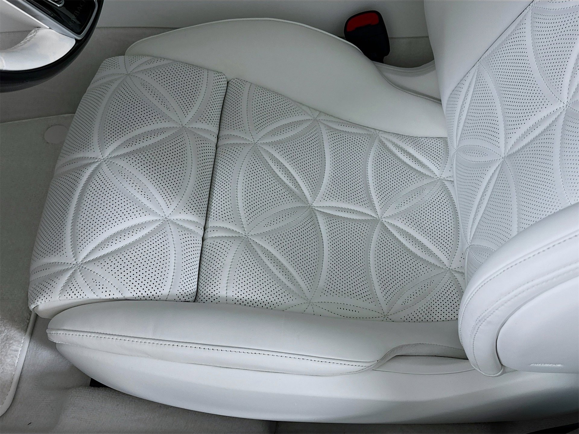 New 2026 Mercedes-Benz Maybach SL 680 image 21