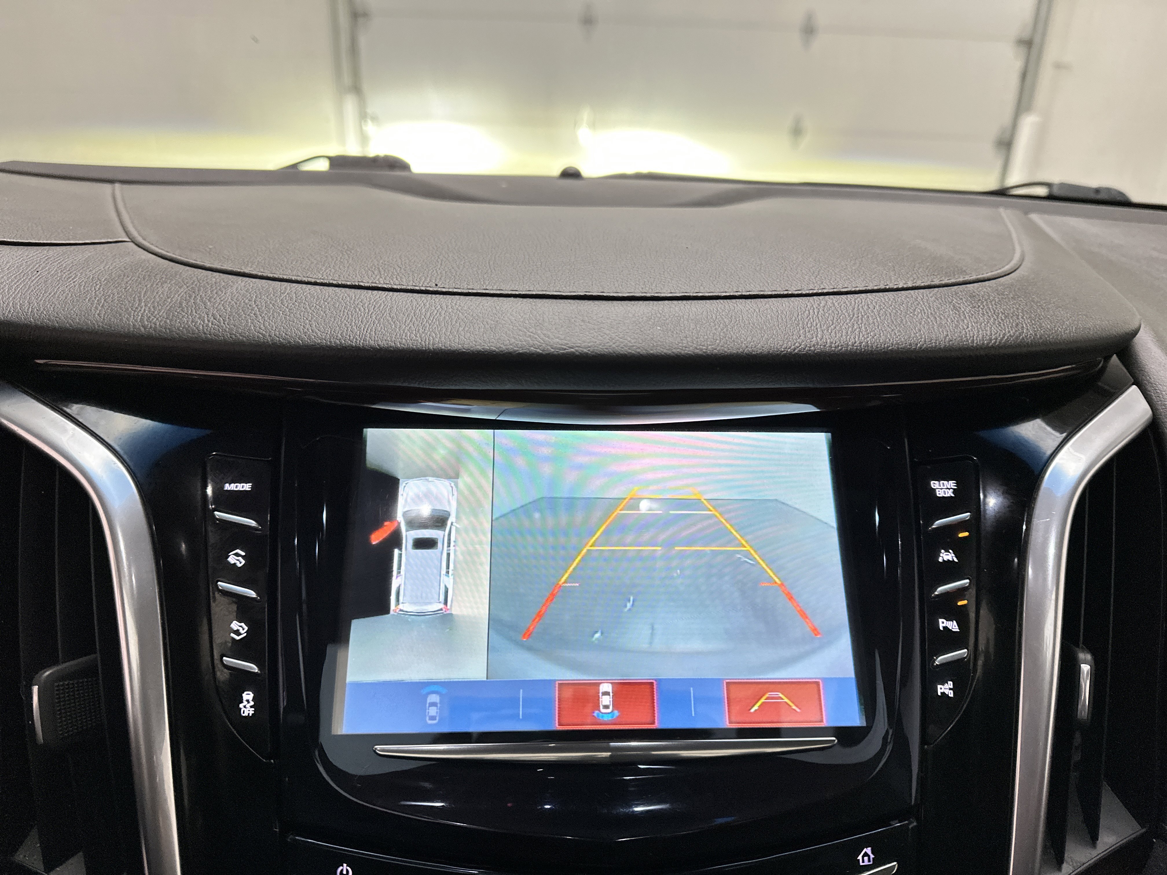 Used 2019 Cadillac Escalade Premium Luxury w/ LPO, Radiant Package image 39