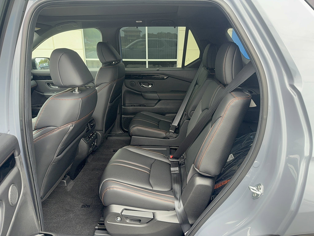 New 2026 Honda Pilot TrailSport image 11