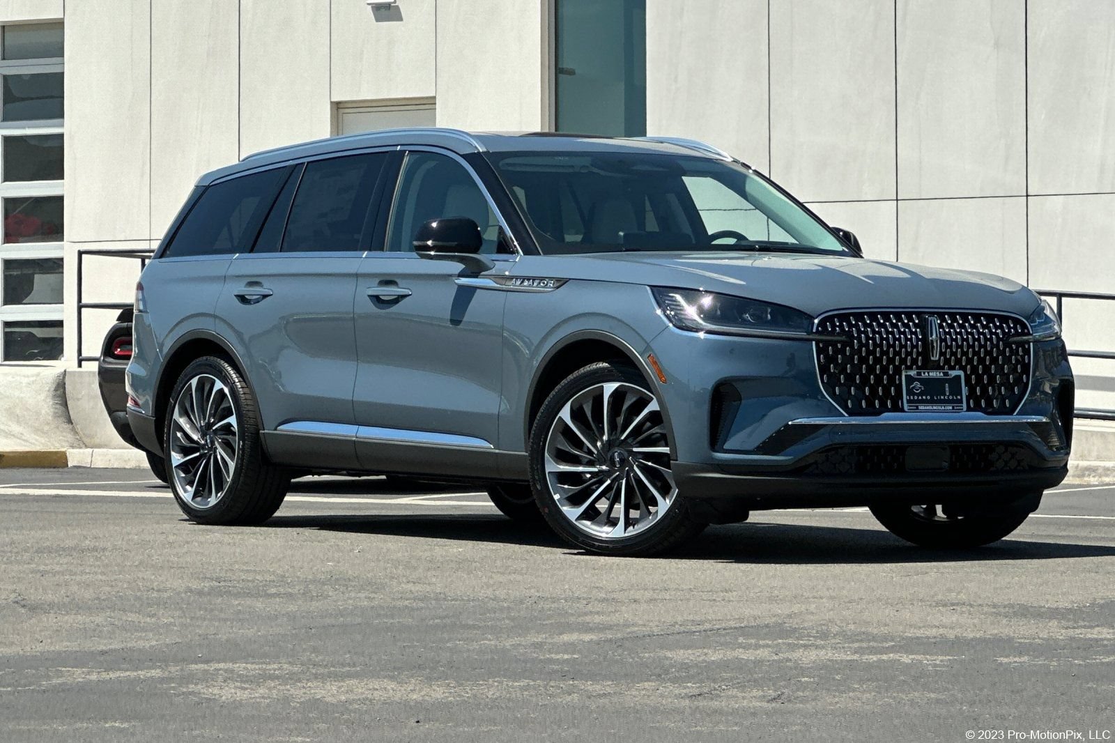 New 2026 Lincoln Aviator Reserve w/ Luxury Package