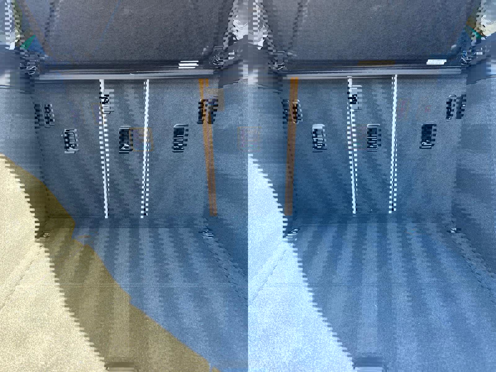 Used 2025 Porsche Macan image 41