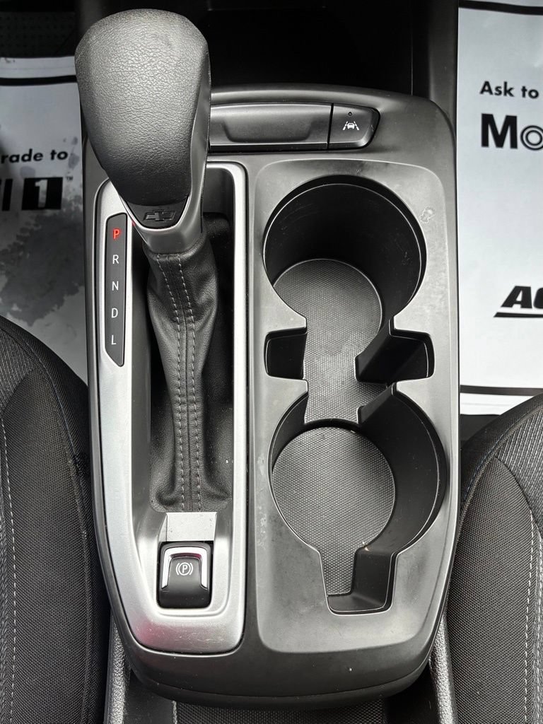 Used 2024 Chevrolet Trax LS w/ LS Convenience Package FWD image 21