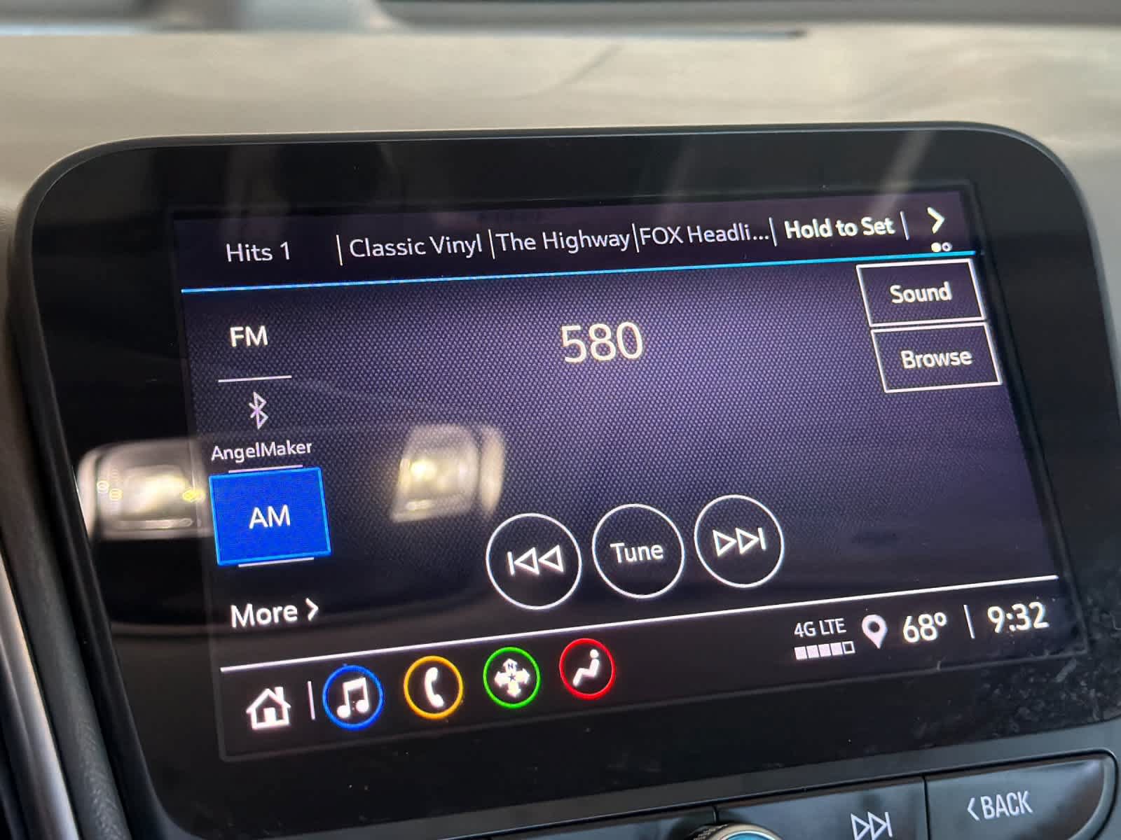 Used 2025 Chevrolet Malibu LT FWD image 18