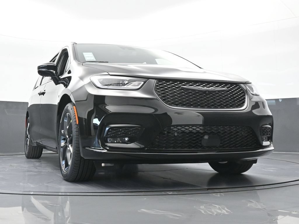 New 2026 Chrysler Pacifica Select w/ S Appearance Package FWD image 63