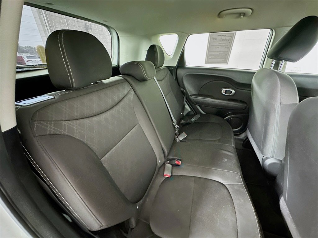 Used 2016 Kia Soul image 23