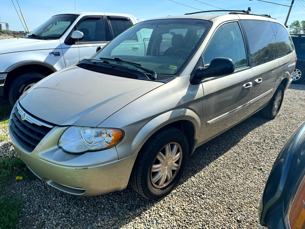 Used 2006 Chrysler Town & Country Touring