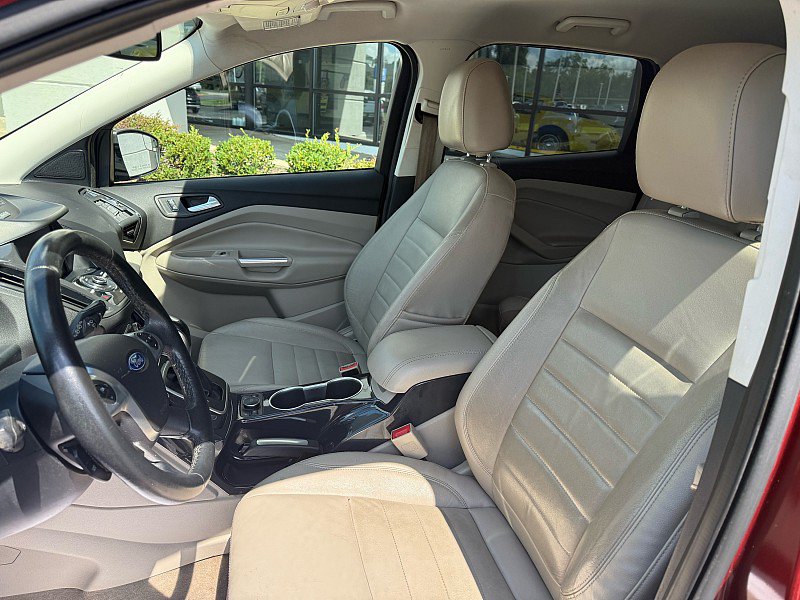 Used 2014 Ford Escape Titanium FWD image 10