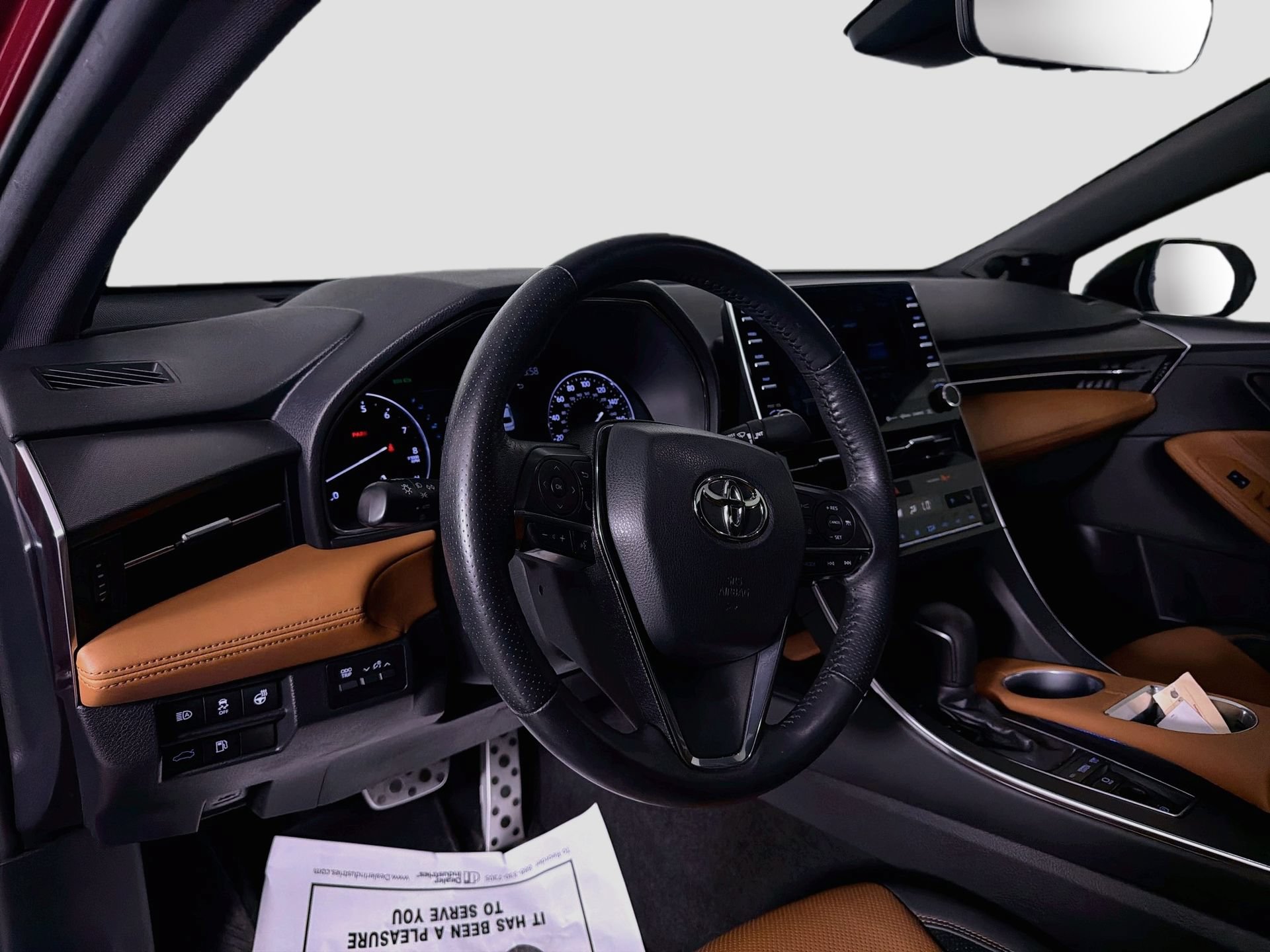 Used 2021 Toyota Avalon Touring FWD image 10