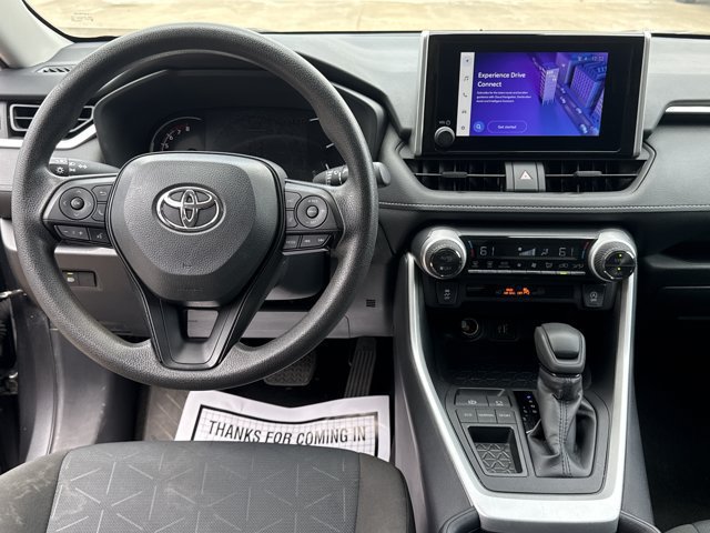 Used 2025 Toyota RAV4 XLE FWD image 7