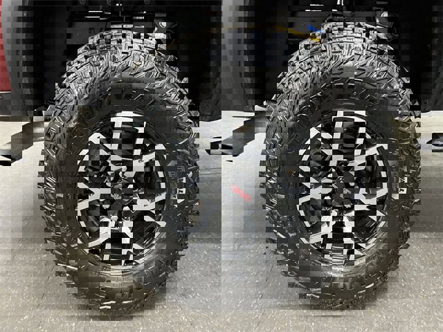 Certified 2024 GMC Canyon AT4X image 33