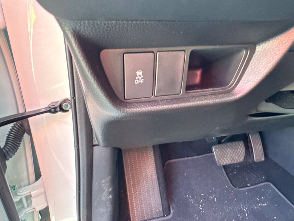 Used 2026 Honda HR-V LX image 16