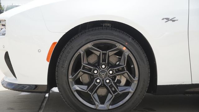 New 2026 Dodge Charger R/T AWD/4WD image 5