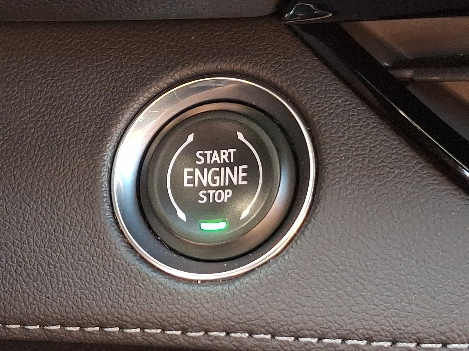 Used 2026 Buick Enclave Preferred AWD/4WD image 25