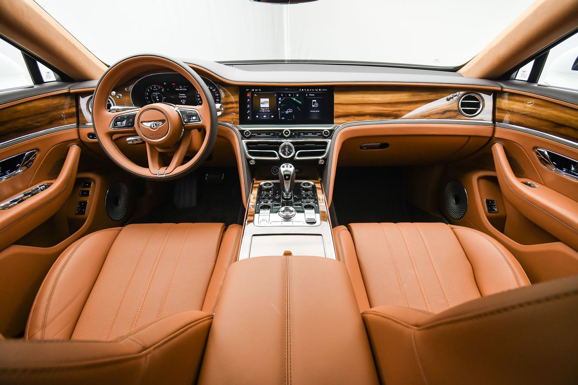 New 2026 Bentley Flying Spur image 4