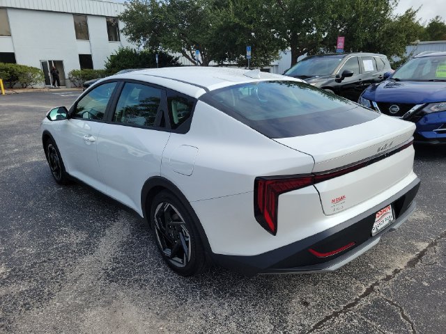 Used 2026 Kia K4 EX FWD image 3
