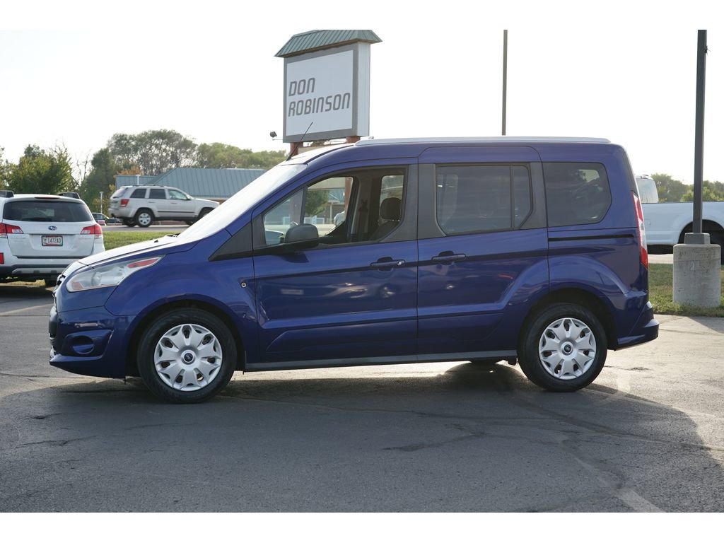 Used 2017 Ford Transit Connect XLT FWD image 6