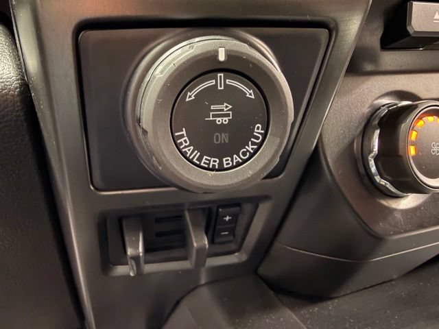 Used 2016 Ford F150 XLT w/ Equipment Group 302A Luxury AWD/4WD image 33