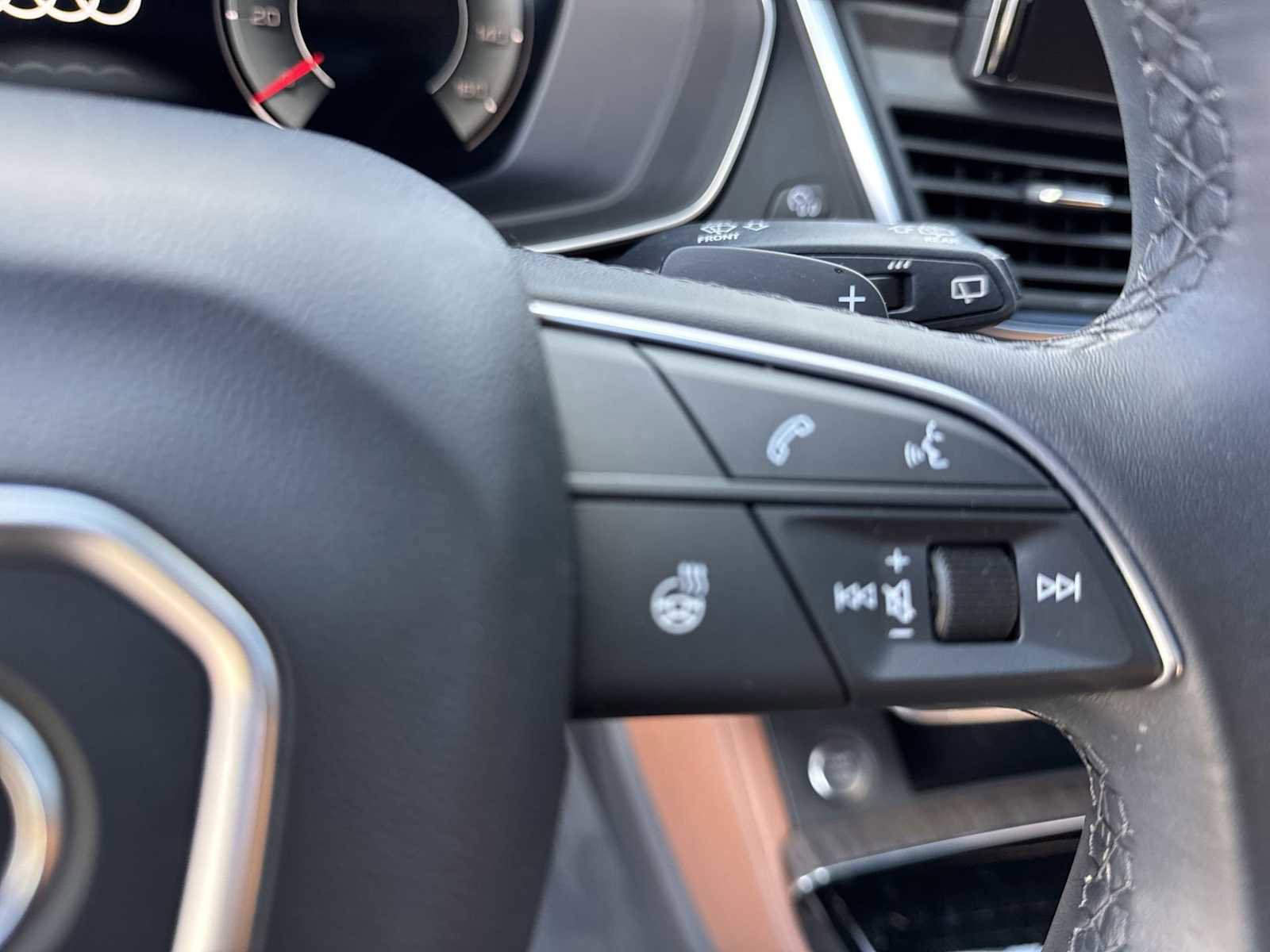 Used 2022 Audi Q5 2.0T Premium Plus image 24
