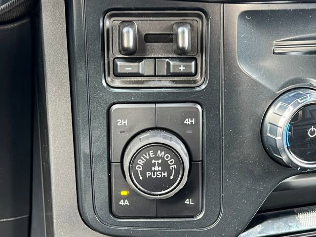 New 2026 Ford F150 Lariat w/ Equipment Group 502A High image 35