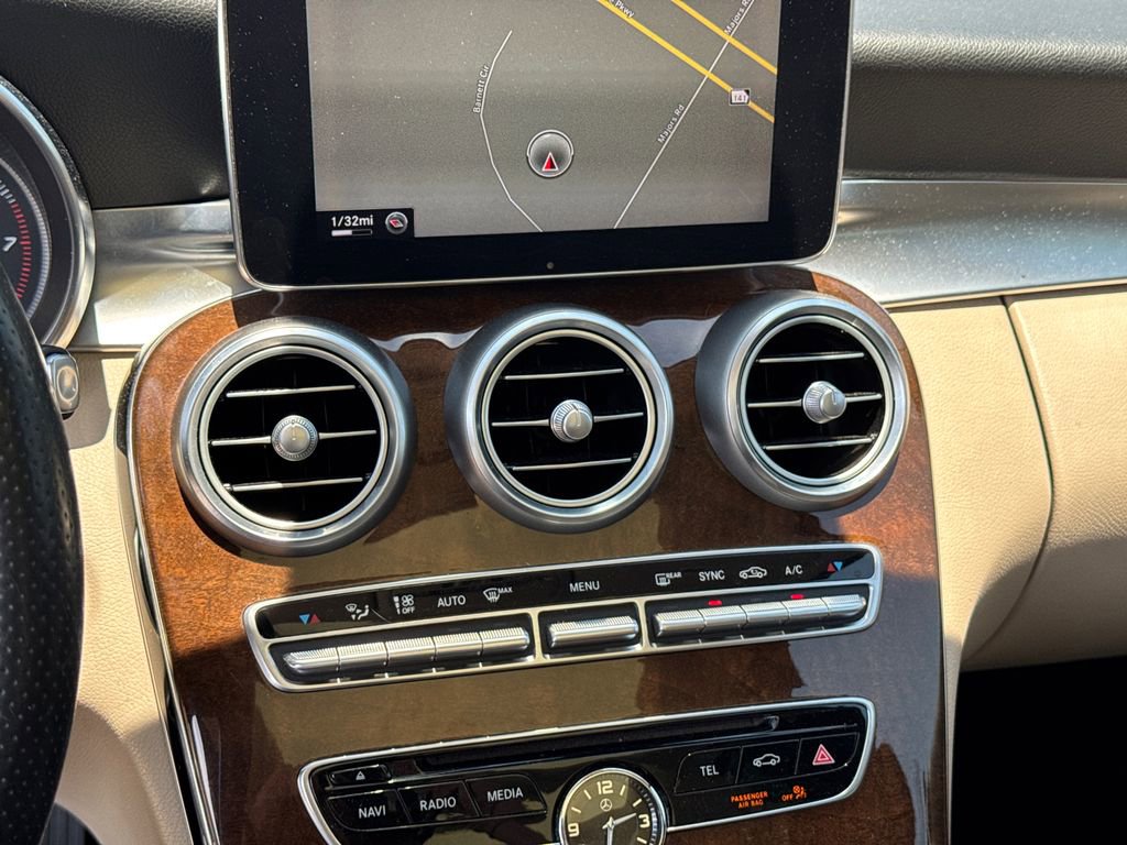 Used 2016 Mercedes-Benz C 300 4MATIC Sedan image 25