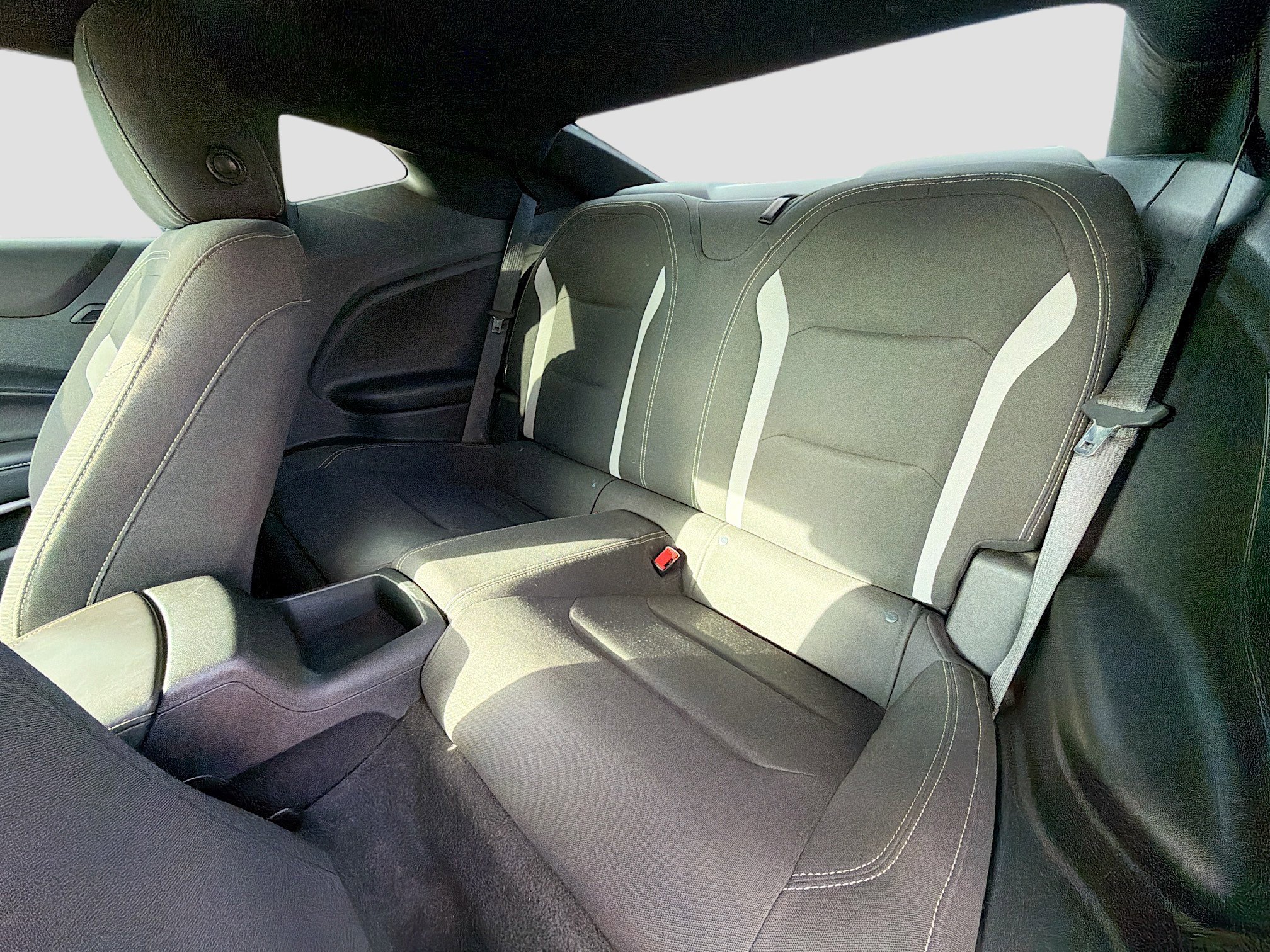 Used 2020 Chevrolet Camaro LT image 20