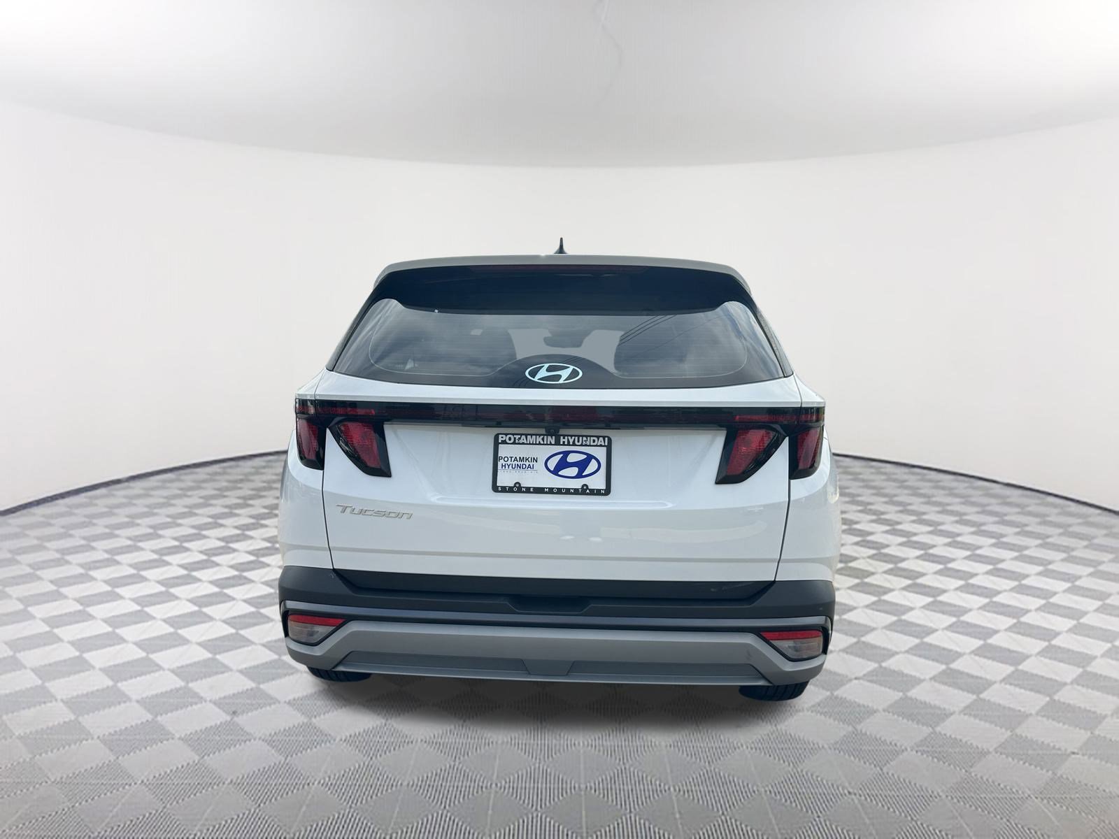 Used 2025 Hyundai Tucson SE image 8