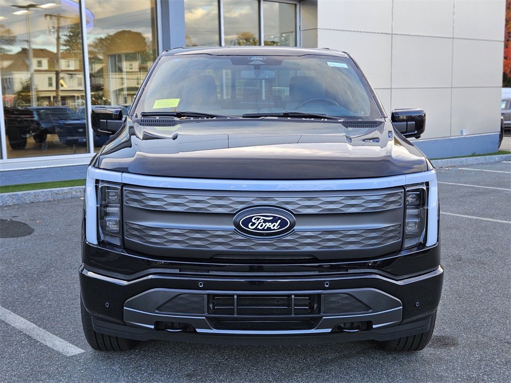 New 2025 Ford F150 Lightning Lariat image 8